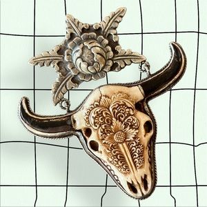 Silver-plated & Resin Bull Skull Pendant